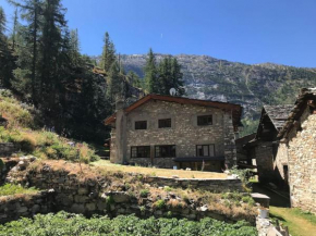 Chalet 1728 - La Reculaz - 2 minutes from Val D'isere by free shuttle bus